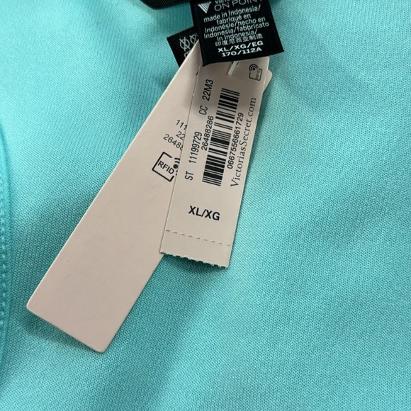 Victoria’s Secret NWT On Point Turquoise Lipsmacker Cropped Racerback Terry Tank - Picture 10 of 10